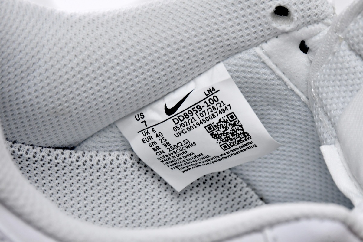 Nike Air Force 1 Low 