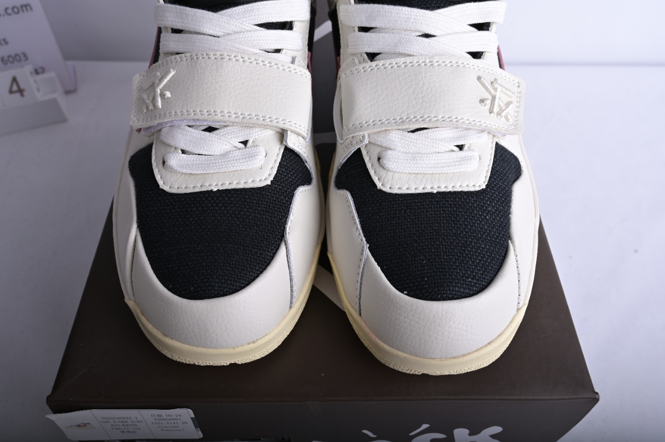 Travis Scott × Nike Jordan Jumpman Jack TR “Sail/Un FZ8117-101