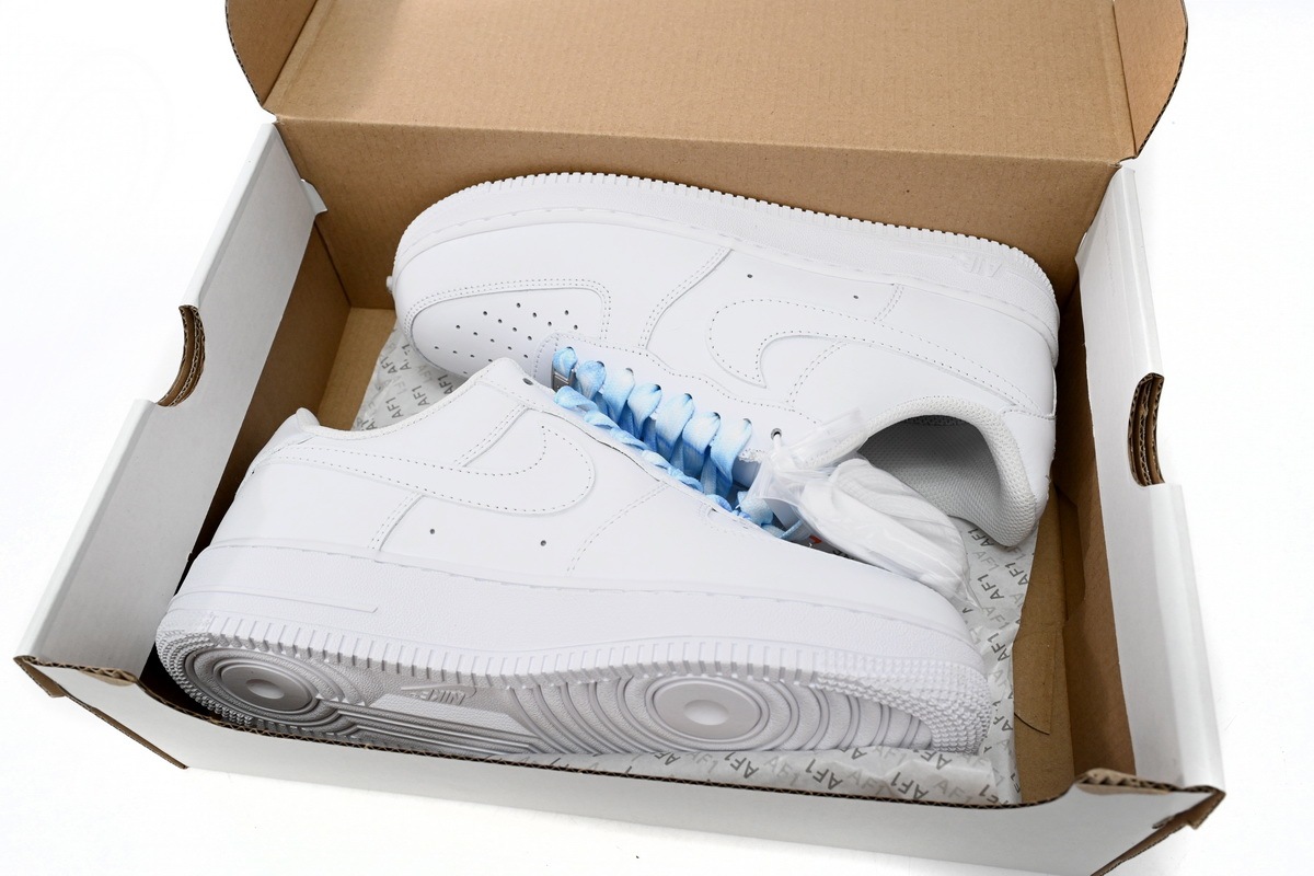 Nike Air Force 1 Low 