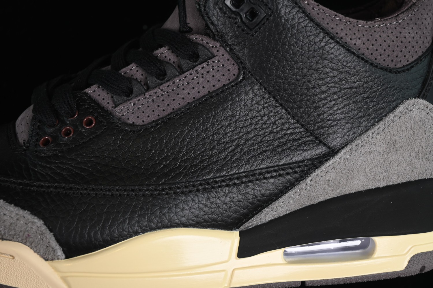 Jordan 3 Retro OG SP A Ma Maniére Black Violet Ore FZ4811-001