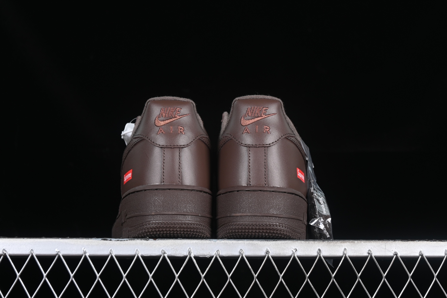 Supreme x Air Force 1 Low Brown CU9225-200