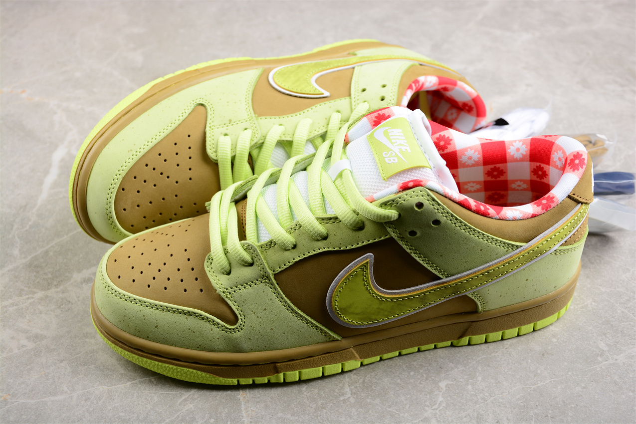 CONCEPTS × Nike Dunk SB BV1310-566