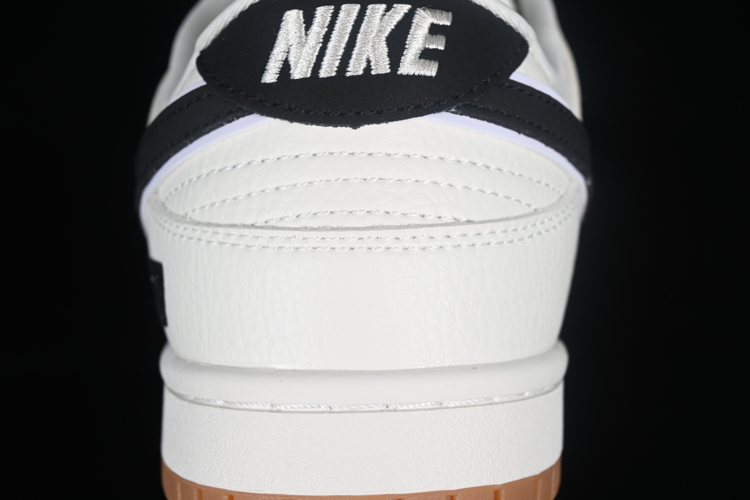 Supreme x Nk SB Dunk Low XH0923-151