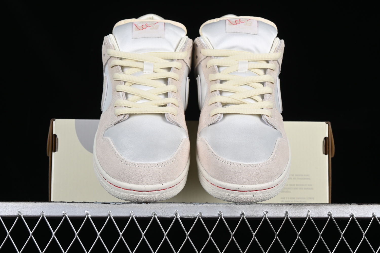 Dunk Low FZ5654-100