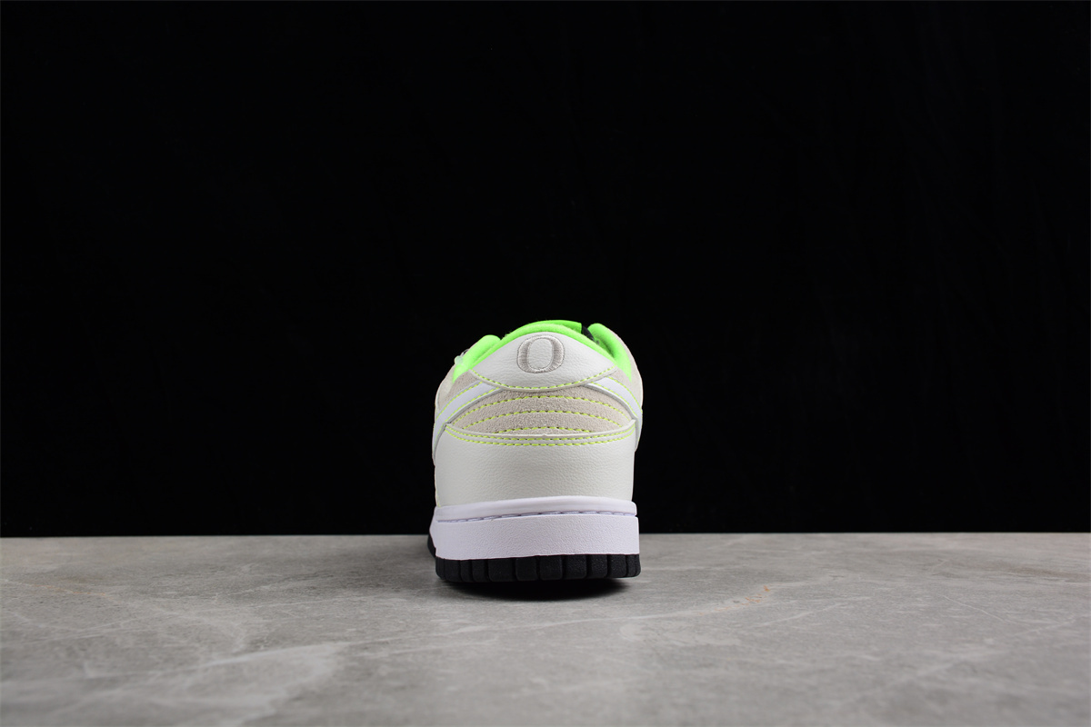 Nike Dunk Low ‘University of Oregon’Green Duck FQ7260 001