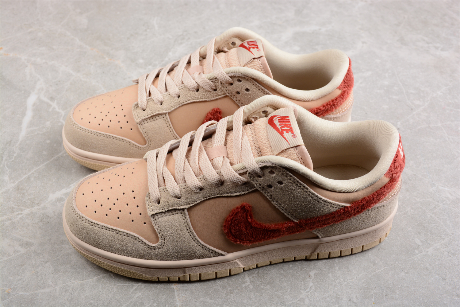 Nike Dunk Low WMNS “Terry Swoosh DZ4706-200