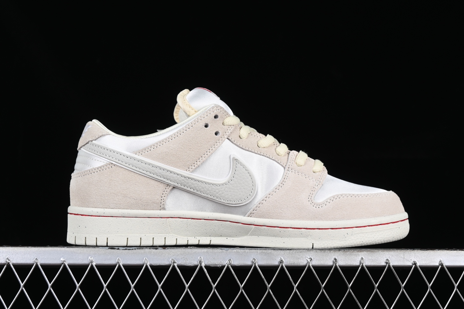 Dunk Low FZ5654-100