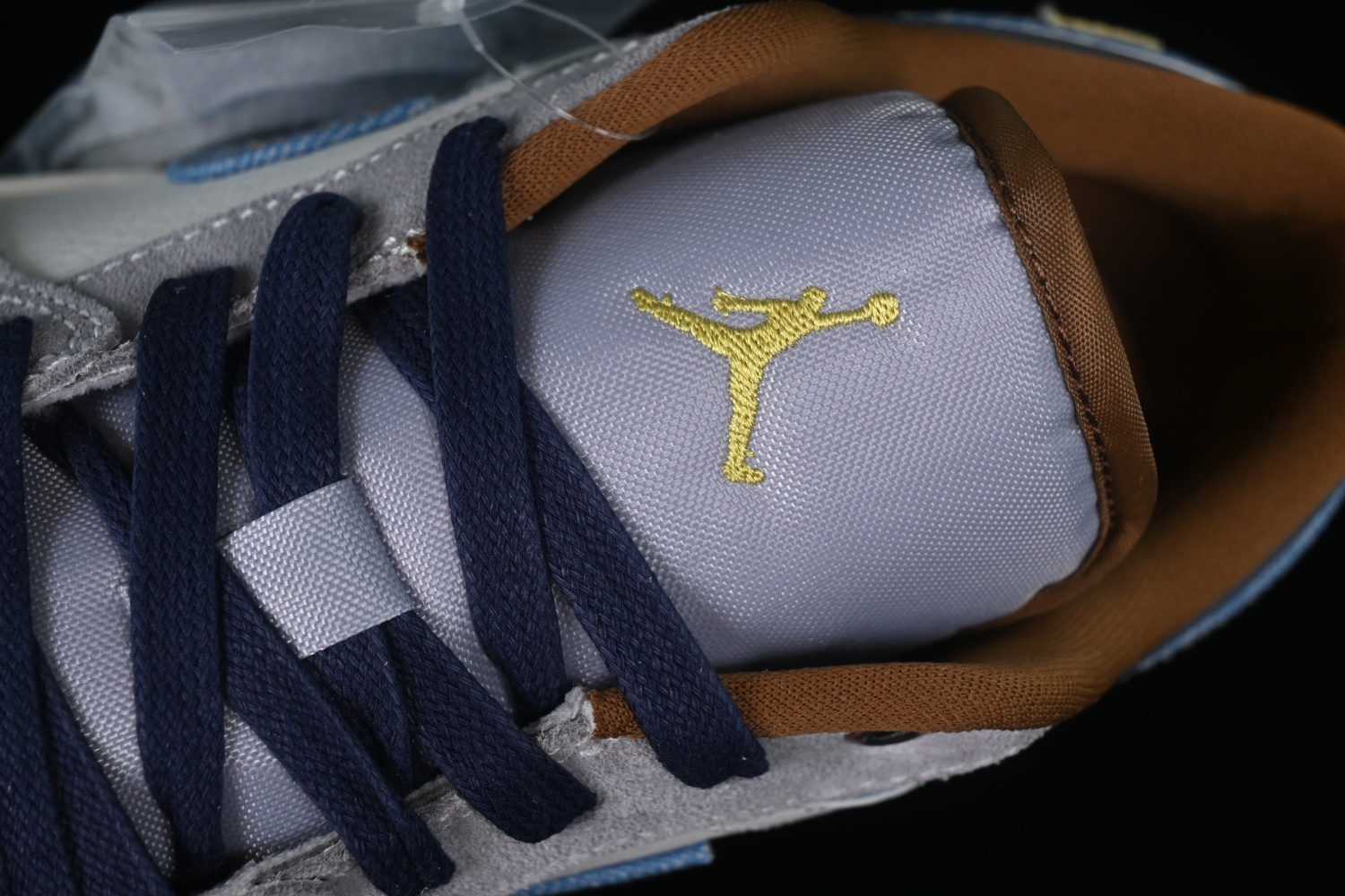 Air Jordan 1 Low AJ1 FZ5042-041