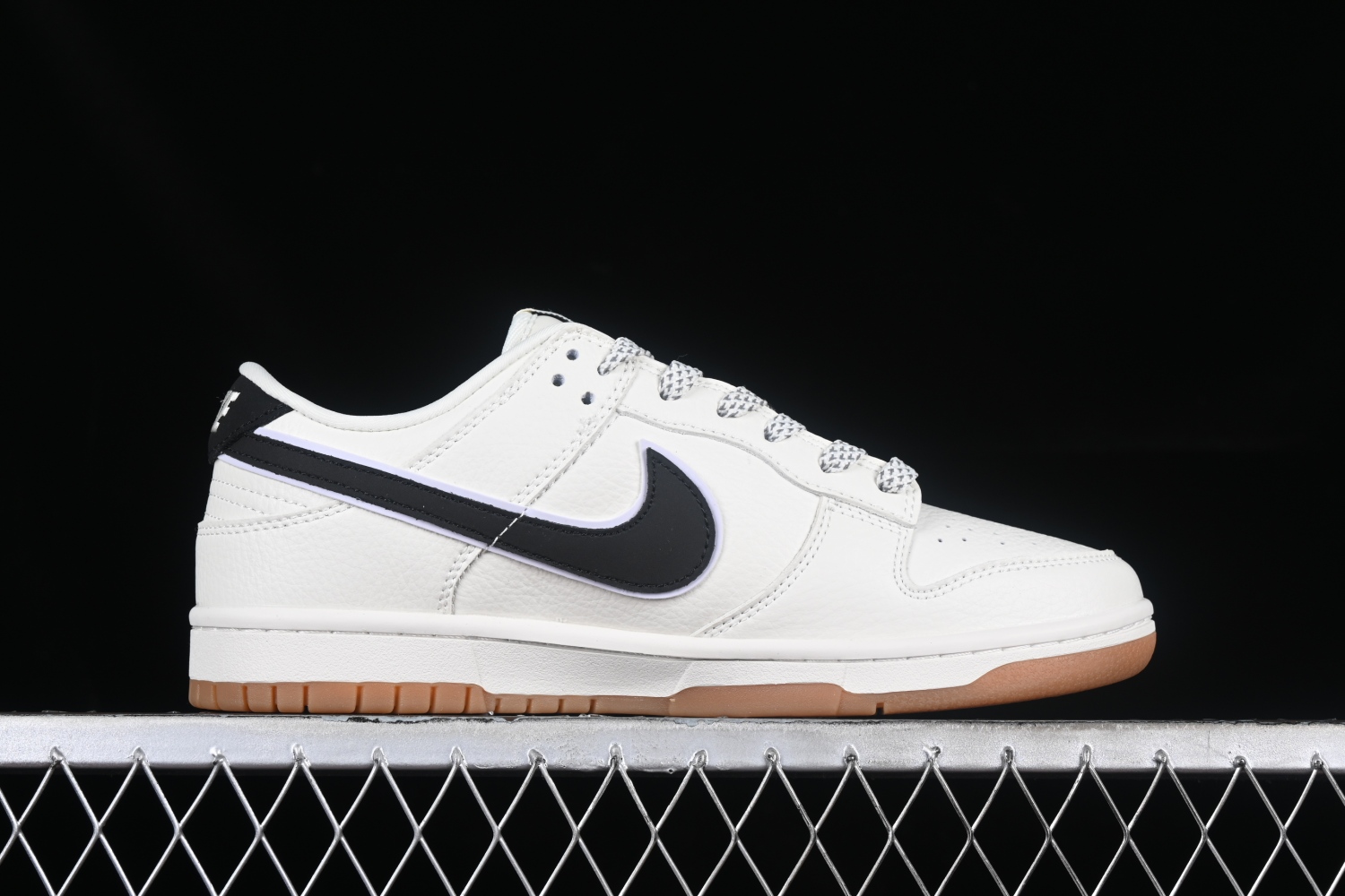Supreme x Nk SB Dunk Low XH0923-151