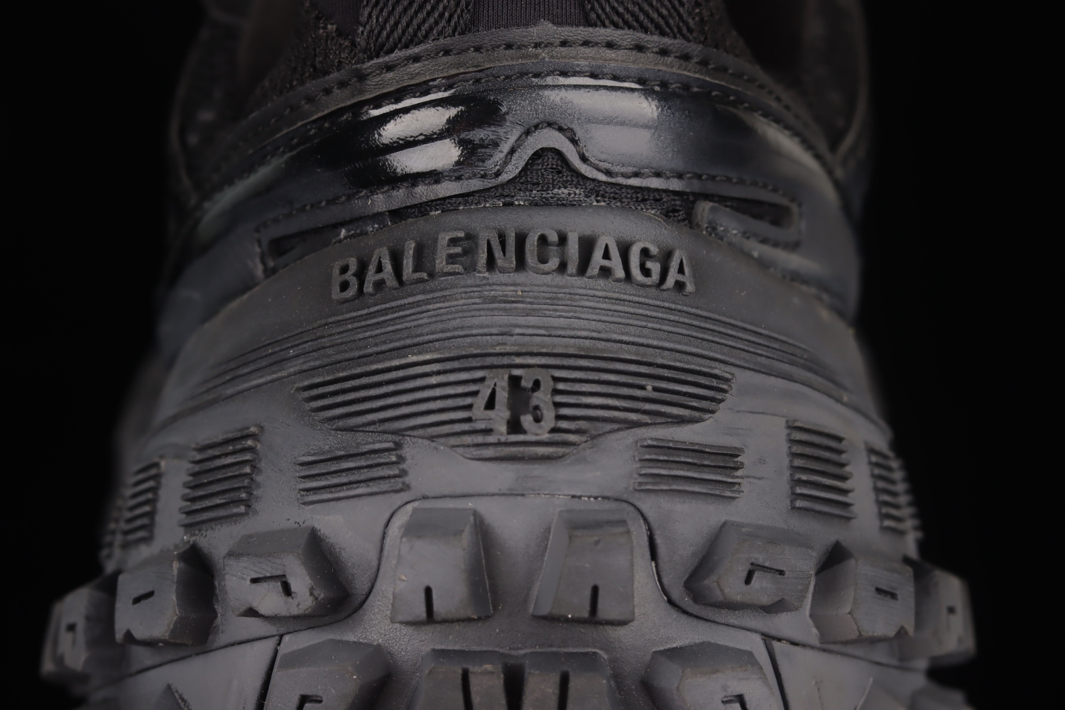 Bal**ciaga Defender Black (Women