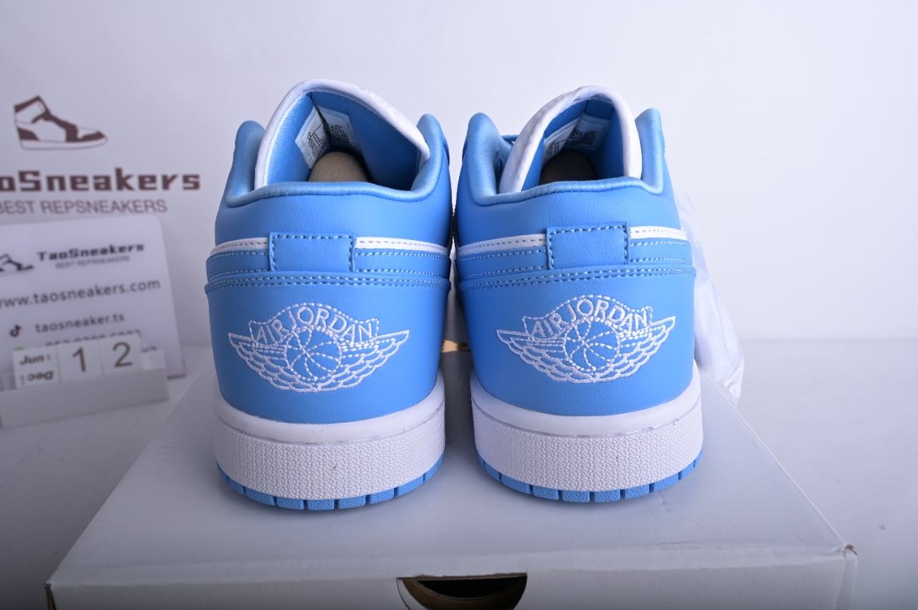 Jordan 1 Low UNC (W) AO9944-441