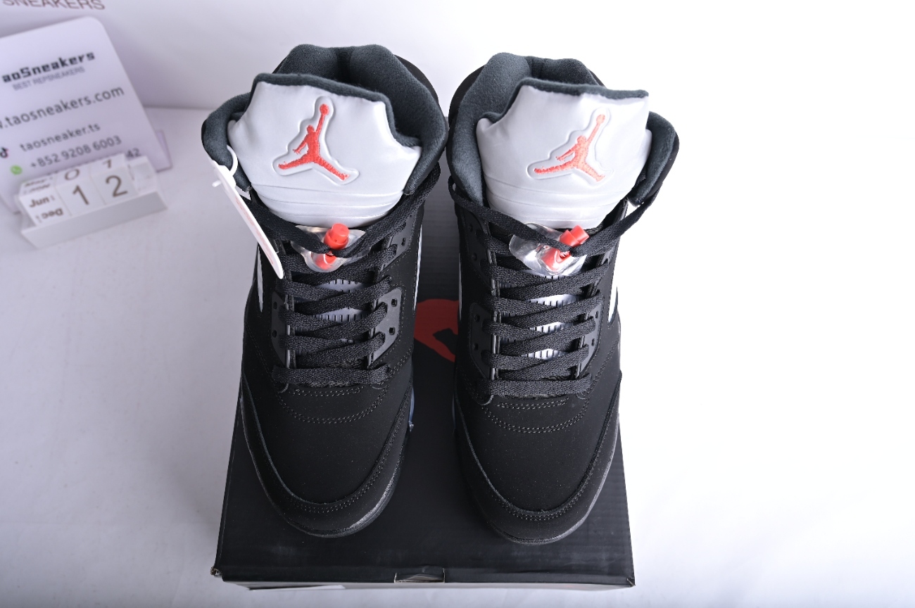 Jordan 5 Retro Black Cat FZ2239-001