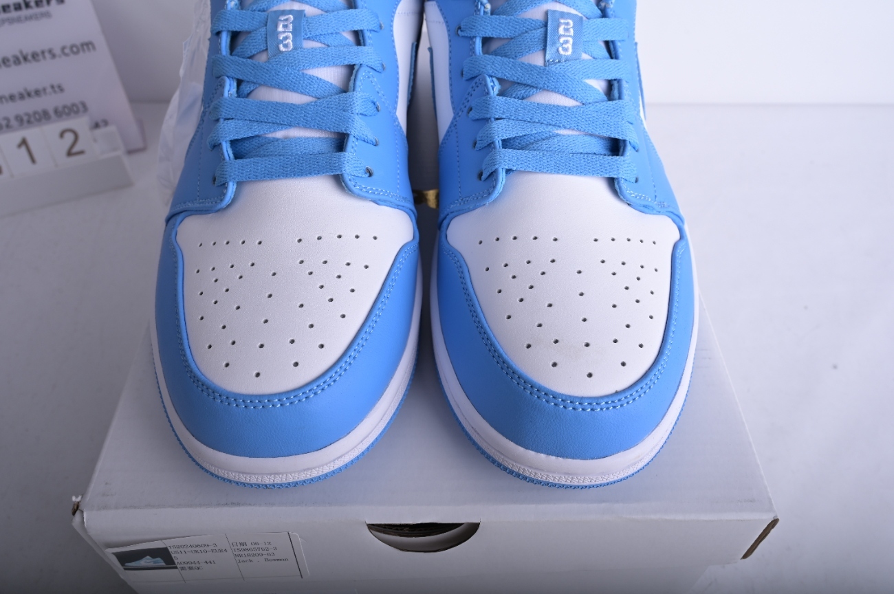 Jordan 1 Low UNC (W) AO9944-441