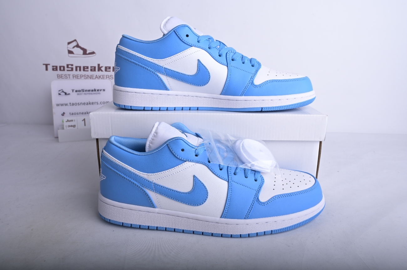Jordan 1 Low UNC (W) AO9944-441
