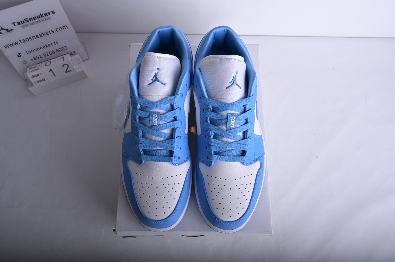 Jordan 1 Low UNC (W) AO9944-441
