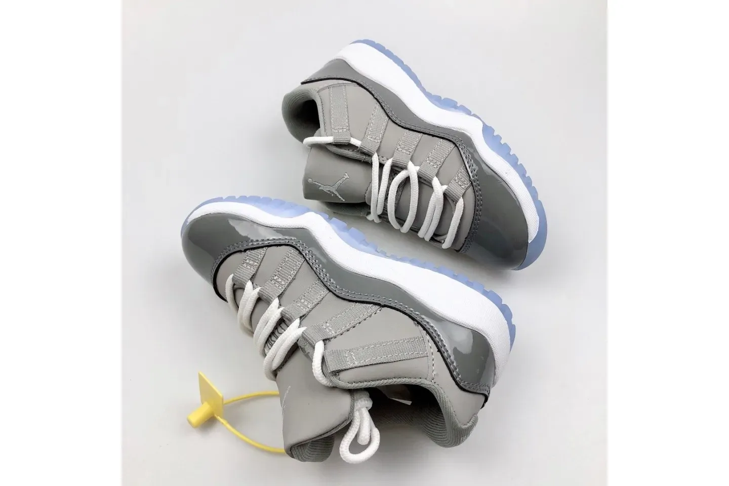 KID Jordan 11