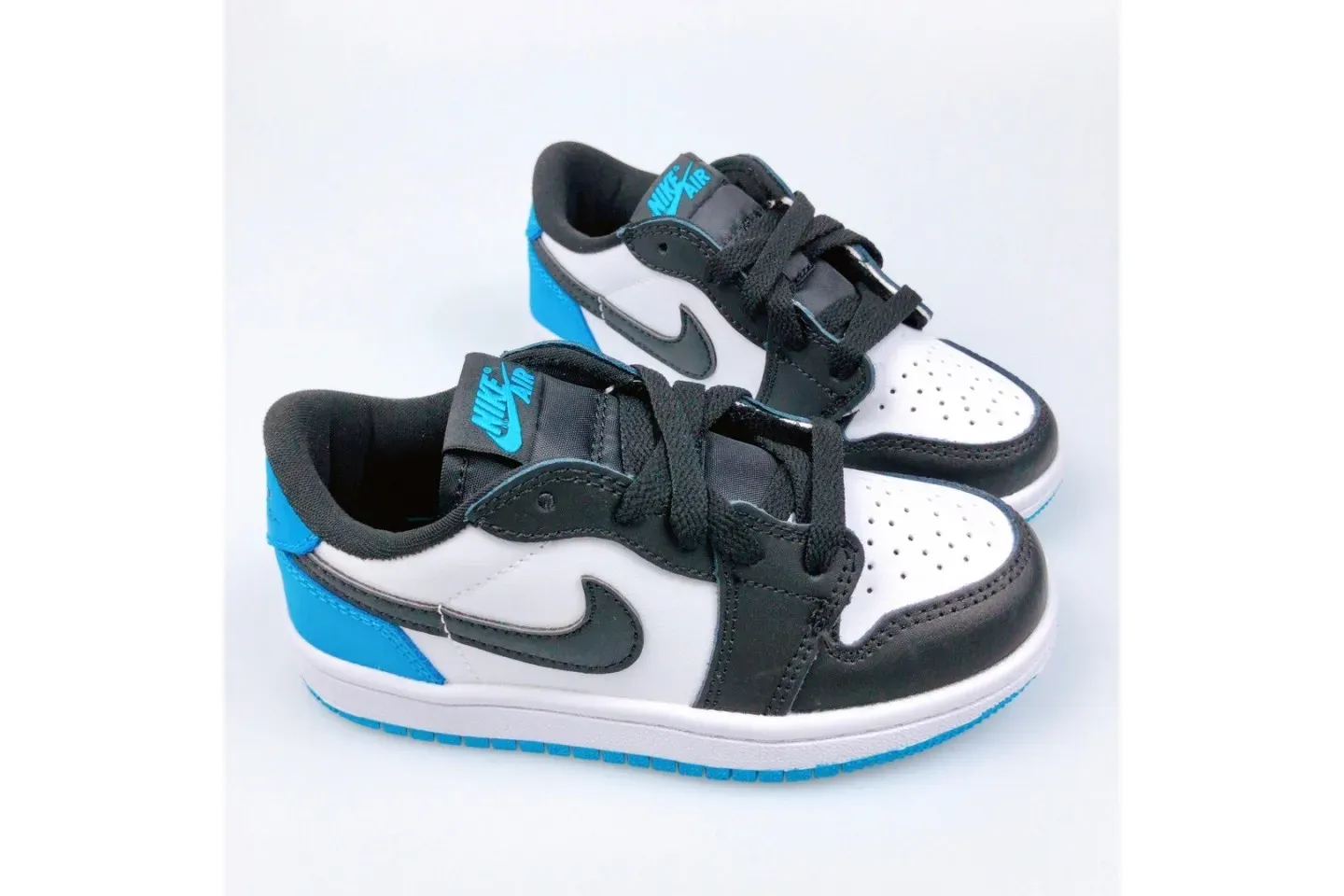 KID Jordan 1 MID ALT
