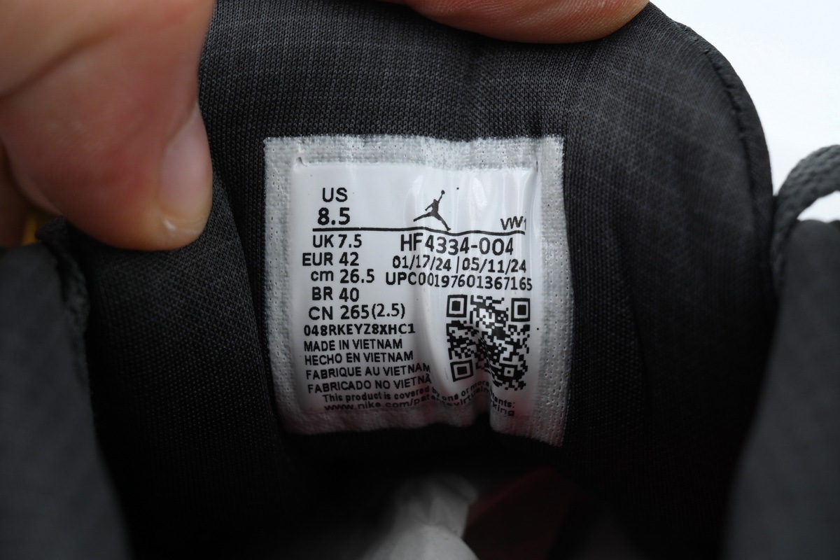 Jordan 4 RM SP Nigel Sylvester Driveway Grey HF4334-004