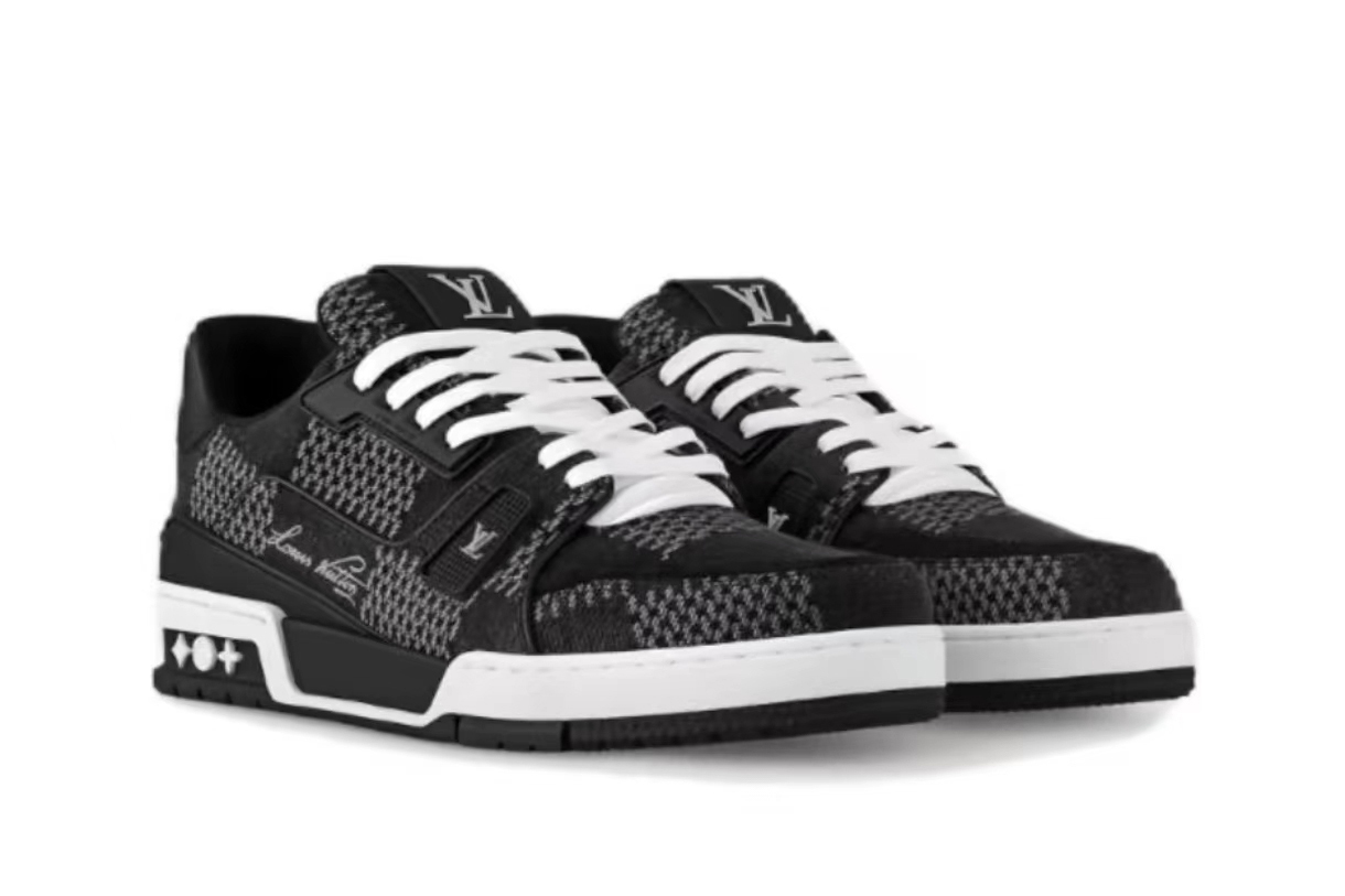 LO**S VU**TON LV Trainer Black Damier 3D Denim  1AD6DX