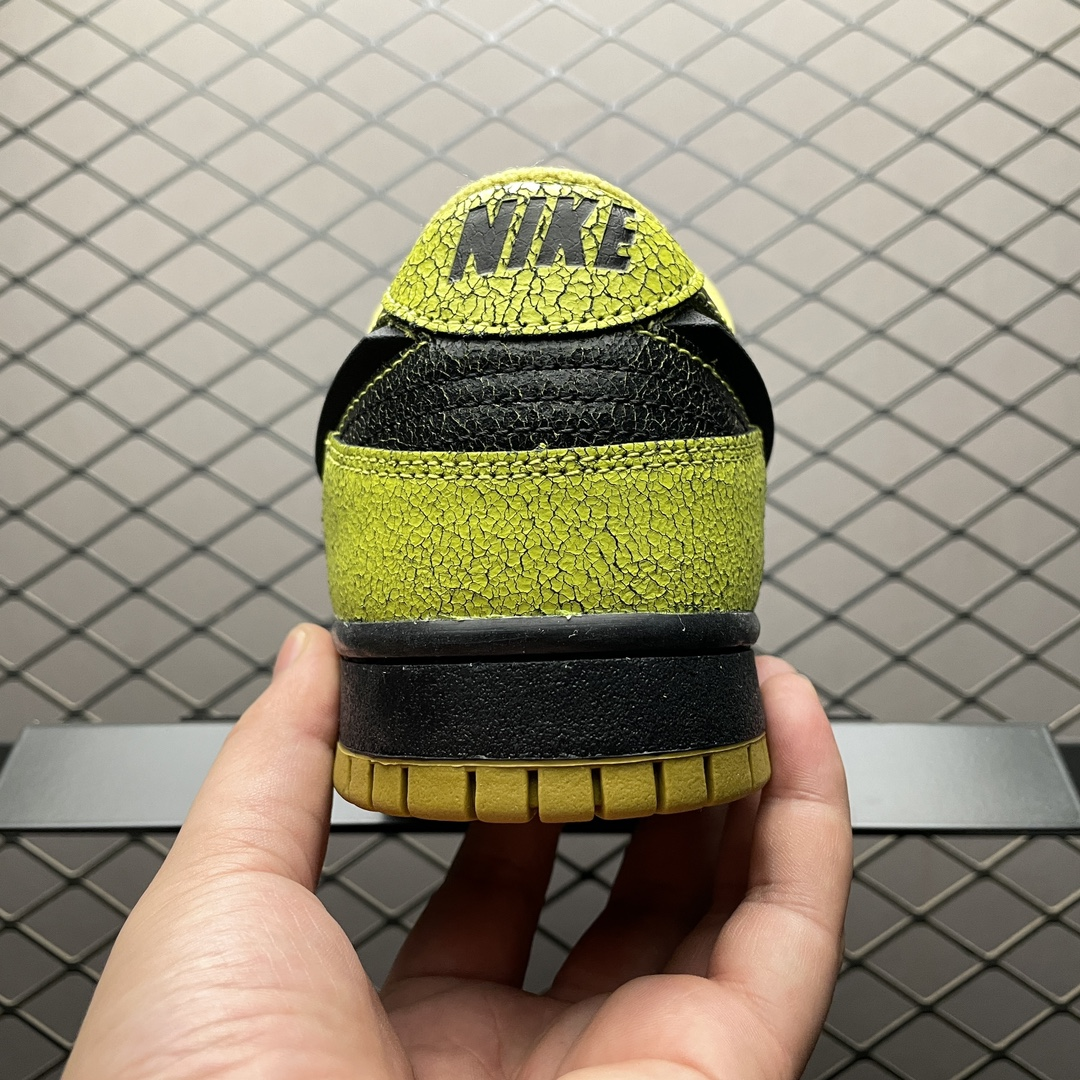 Nike Dunk Low QS Halloween Skull  HV6103-300