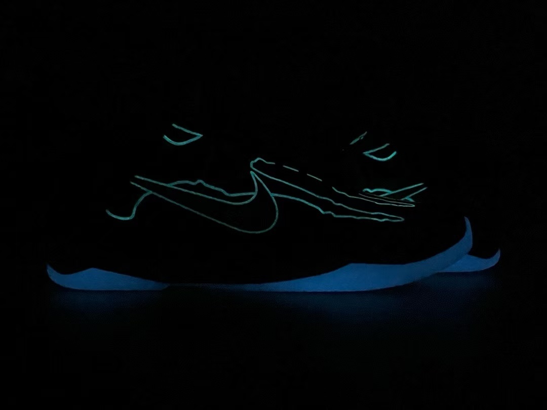 NIKE Zoom Kobe 5 Protro “X-RAY” HJ4303-400