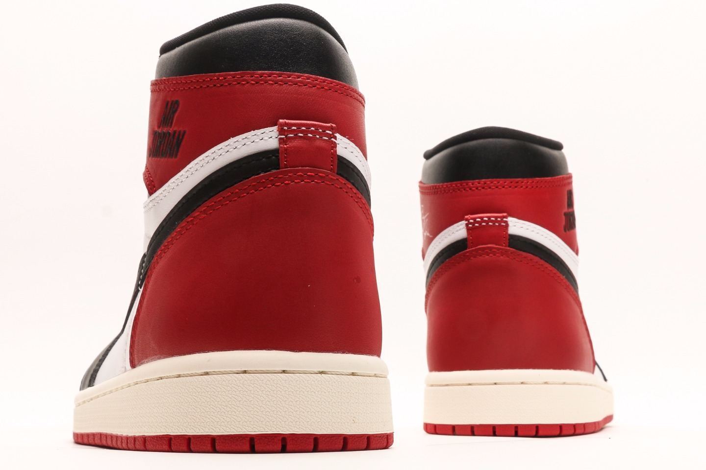 Air Jordan 1 High OG  Black Toe Reimagined   DZ5485-10