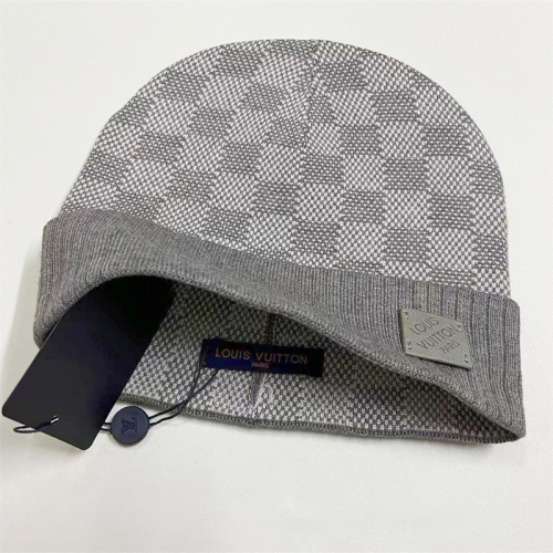 LV HAT