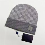 LV HAT