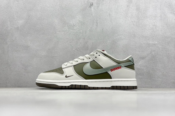 NIKE SB Dunk Low GS Year of Snake DD1391-103