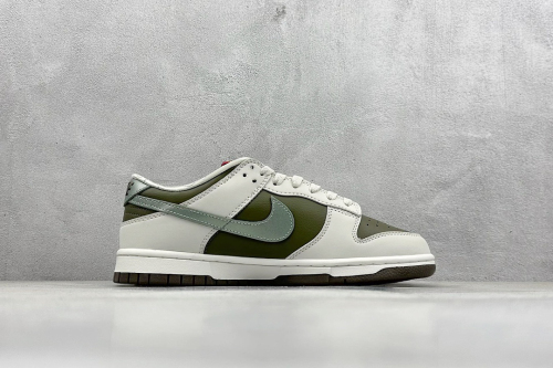 NIKE SB Dunk Low GS Year of Snake DD1391-103