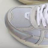 Nike V2K Run Light Bone Metallic Platinum FZ3596-072