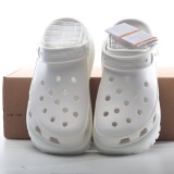 Crocs Classic Mega Crush Clog White 207988-100