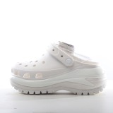 Crocs Classic Mega Crush Clog White 207988-100