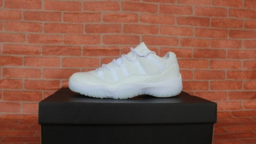 Heiress Air Jordan 11 Low White 897331-100