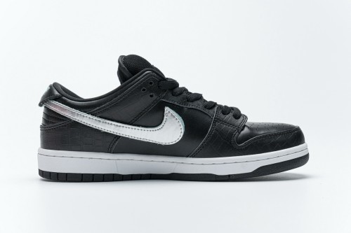 Nike SB Dunk Low Pro OG QS “Black Diamond” BV1310-001