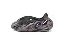adidas Yeezy Foam Runner MX Carbon IG9562