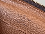   Louis Vuitton   Shoulder Bags
