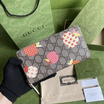 Gucci Les Pommes zip around wallet