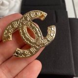 CHANEL   Brooch