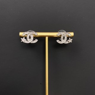 CHANEL Earring