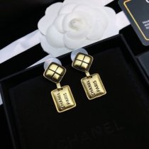 CHANEL Earring