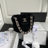 Fur bag 