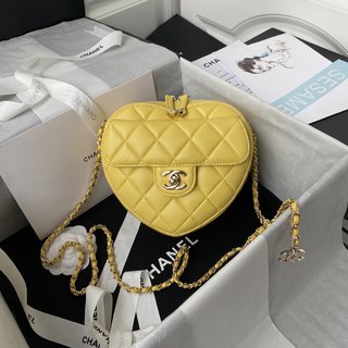 CHANEL    Cross-Body Bags