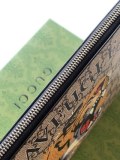 Gucci Bestiary pouch with  Tiger