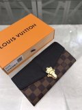 Louis Vuitton    Wallet