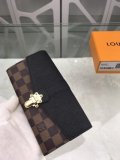 Louis Vuitton    Wallet
