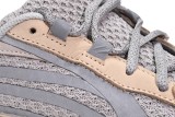 DG  adidas Yeezy Boost 700 V2 Cream   GY7924