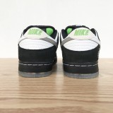 Staple x Nike SB Dunk Low “Panda Pigeon”   BV1310-013