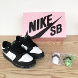 Staple x Nike SB Dunk Low “Panda Pigeon”   BV1310-013