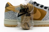 Nike SB Dunk Low “Safari”  CD2563-002